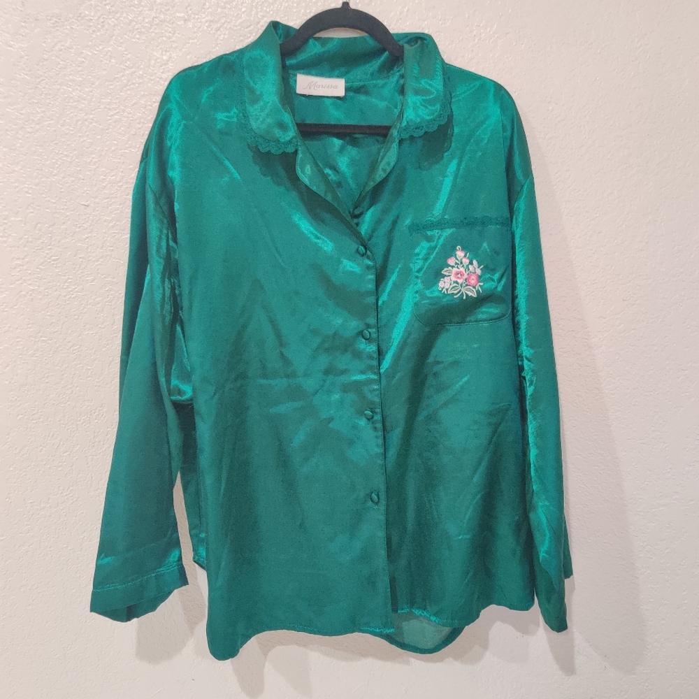 Marissa Sleep Top with Floral Patch Vintage